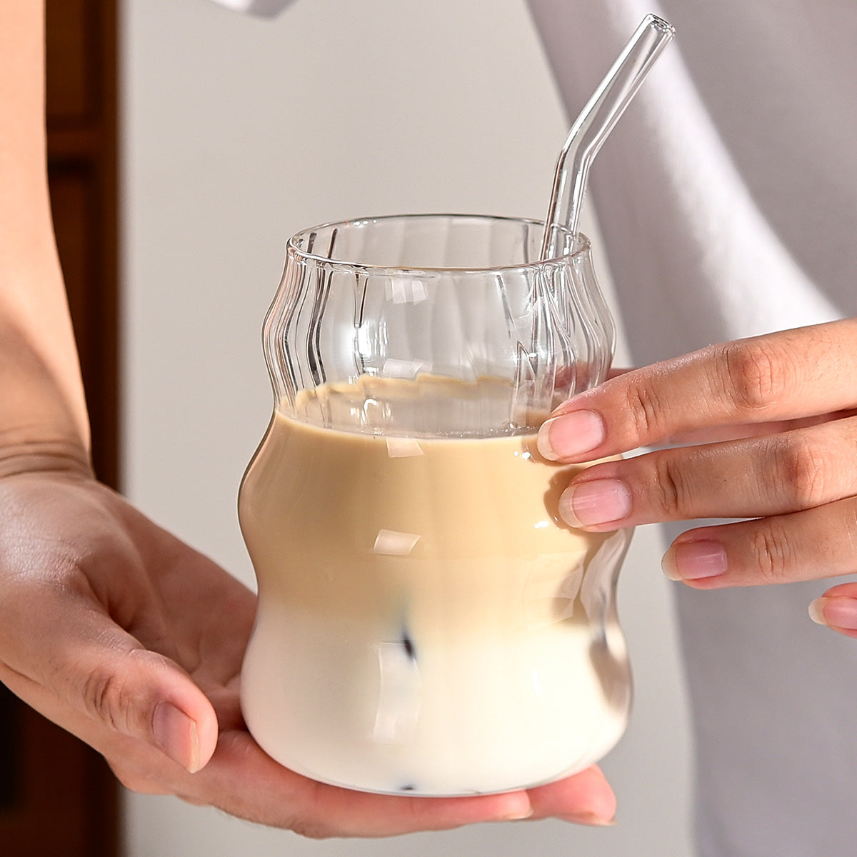 6-Pc 19oz Glass Cup Set – Reusable Straw Tumblers for Cold Drinks & Iced Coffee